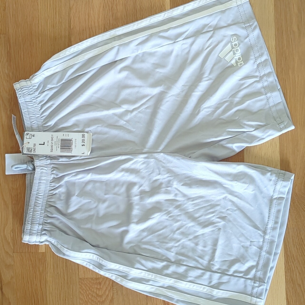 Adidas Aeroready boys shorts size Large 13-14y - NWT